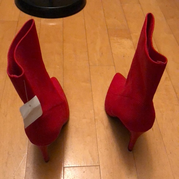 Red stiletto heels - Picture 6 of 7